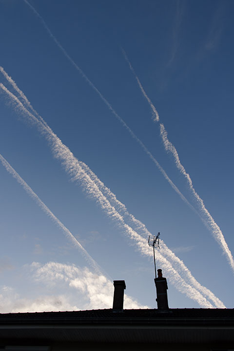 230930n3245-b.jpg