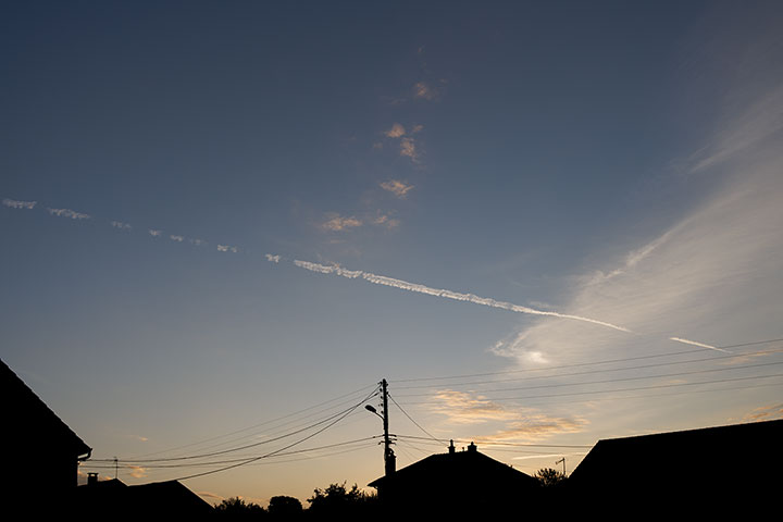 260826n7106-b.jpg
