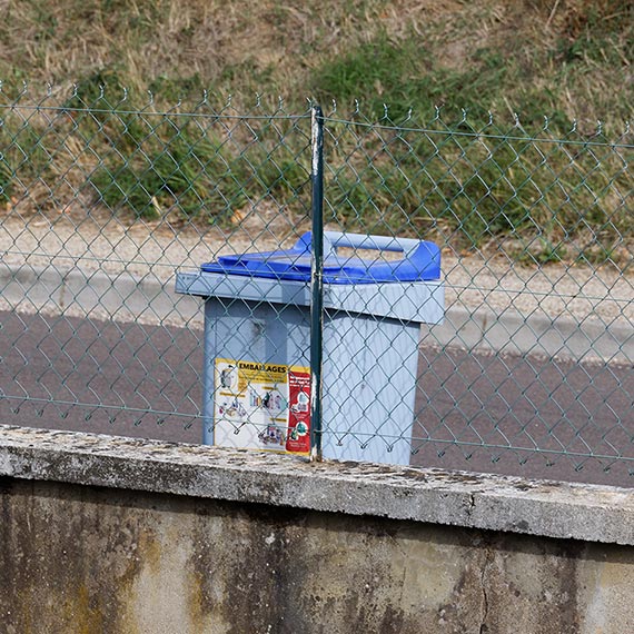 260928n7205-b.jpg